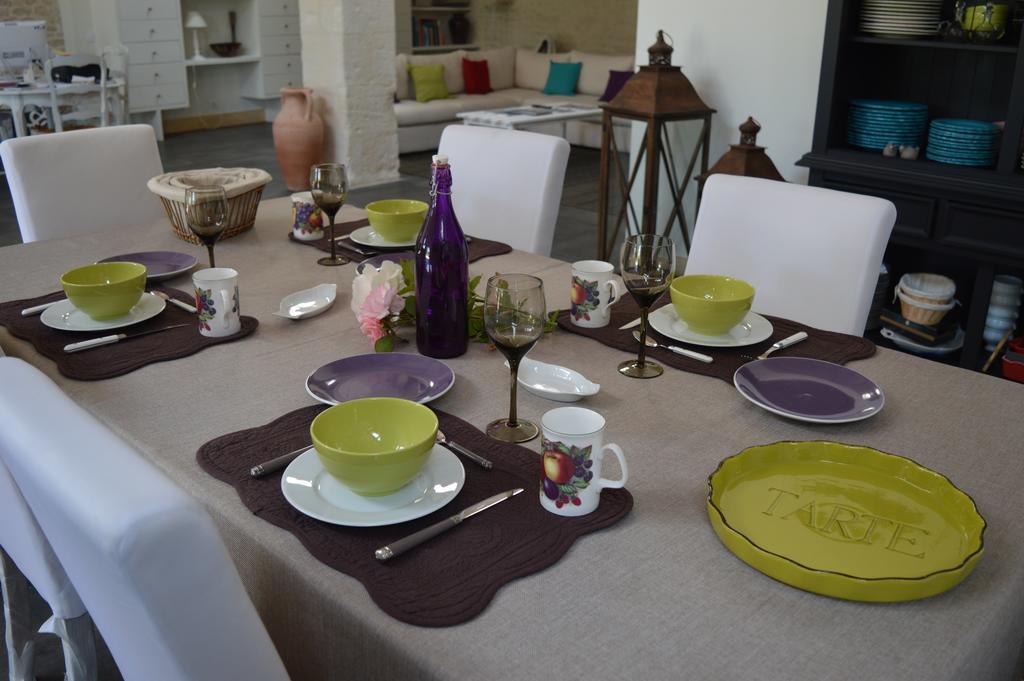 La Grange D'Aunis Bed & Breakfast Aigrefeuille-dʼAunis Екстериор снимка