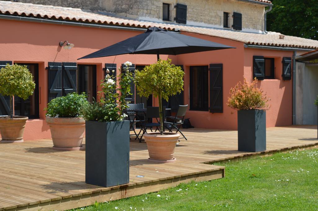 La Grange D'Aunis Bed & Breakfast Aigrefeuille-dʼAunis Стая снимка